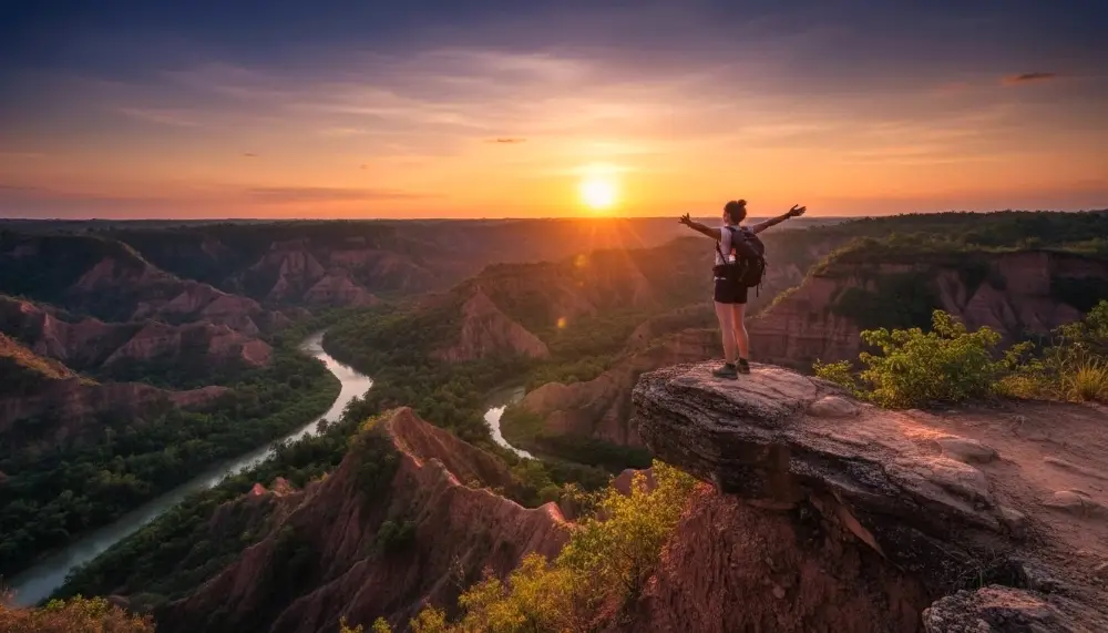 traveler standing at the edge of Pai Canyon
